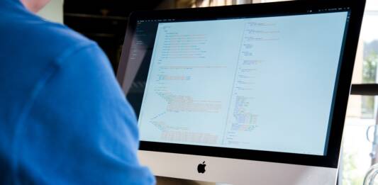 Najpopularniejsze technologie frontendowe – którą powinieneś wybrać do swojego projektu?